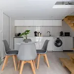 Appartement Duplex Proche De L\'Arc De Triomphe Et Trocadero